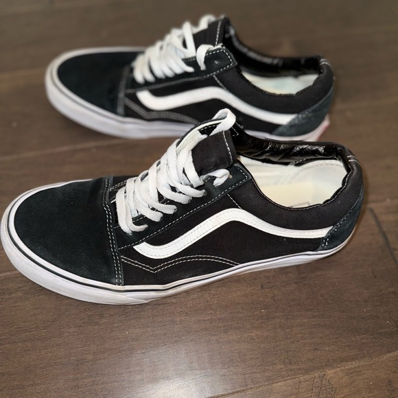Black Vans size Men’s 10.5 - Picture 1 of 3